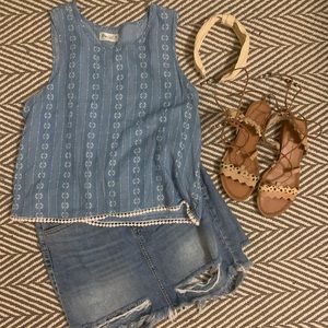 🌟 3/$25 love,Fire Chambray sleeveless top, size M